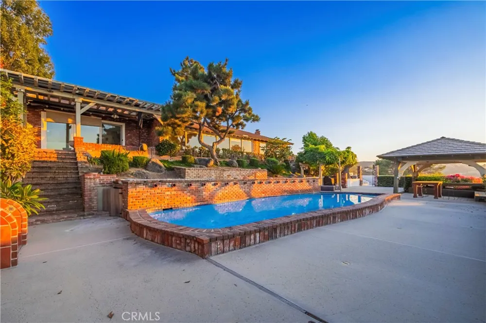 2333 Coronet Court Covina, CA 91724