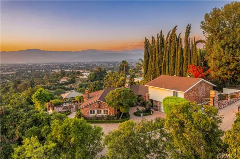 2333 Coronet Court