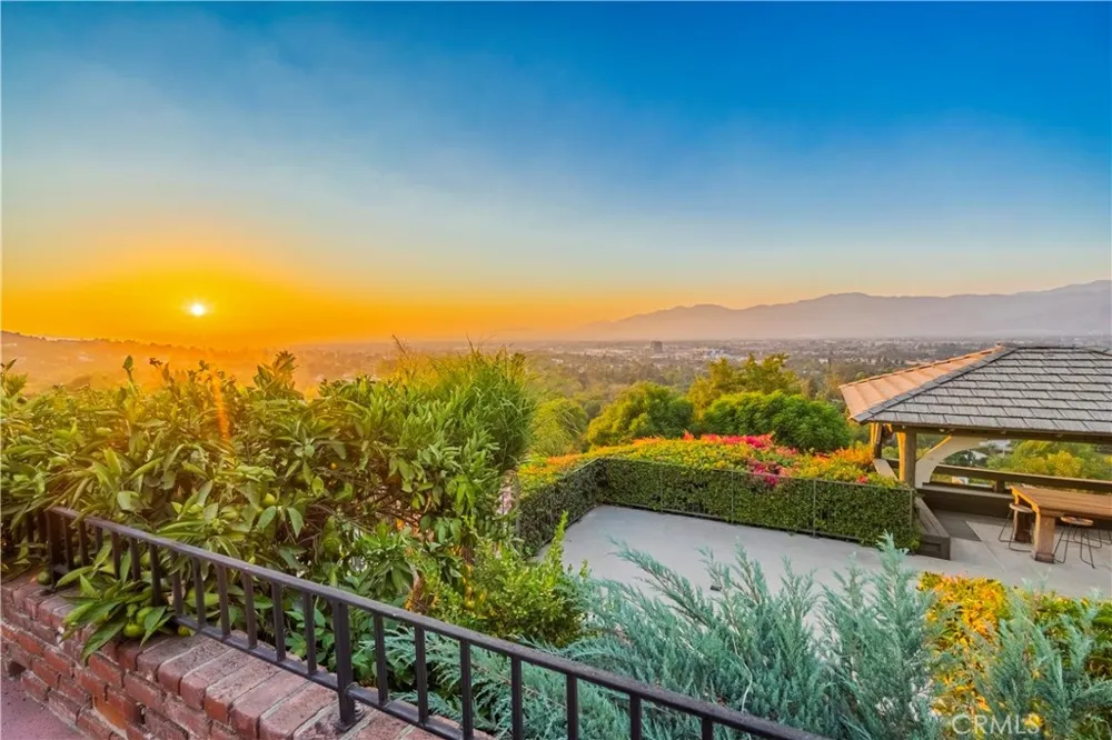 2333 Coronet Court Covina, CA 91724