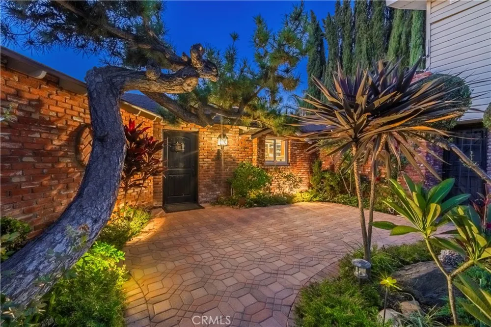 2333 Coronet Court Covina, CA 91724