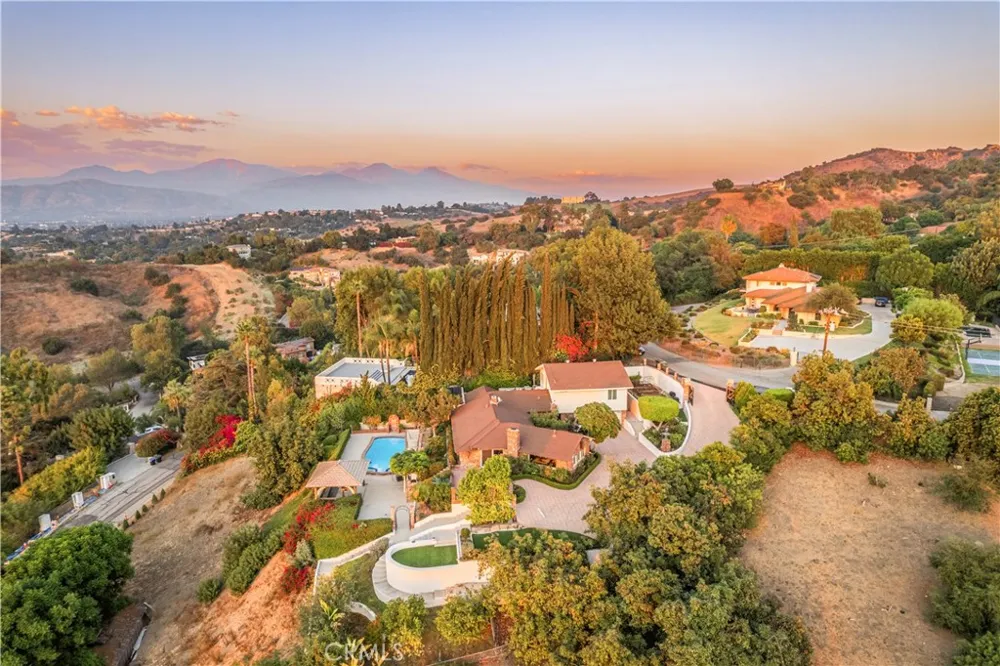 2333 Coronet Court Covina, CA 91724