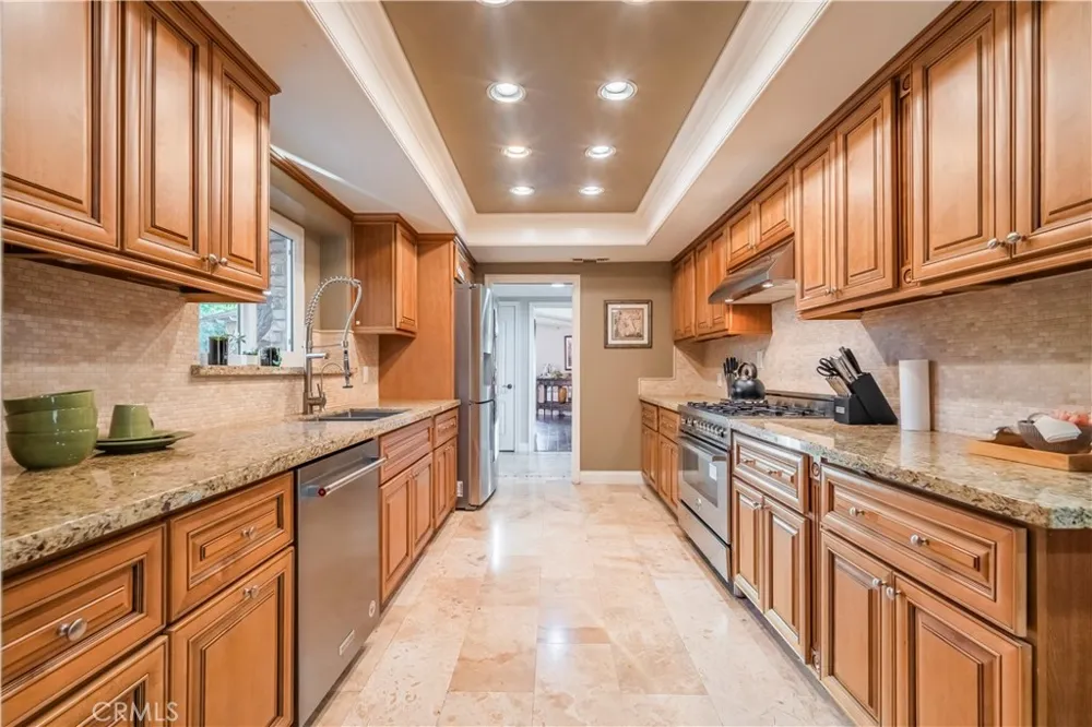 2333 Coronet Court Covina, CA 91724
