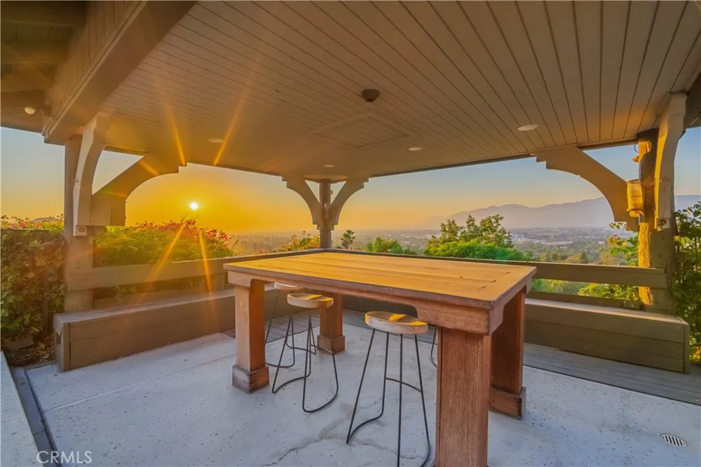 2333 Coronet Court Covina, CA 91724