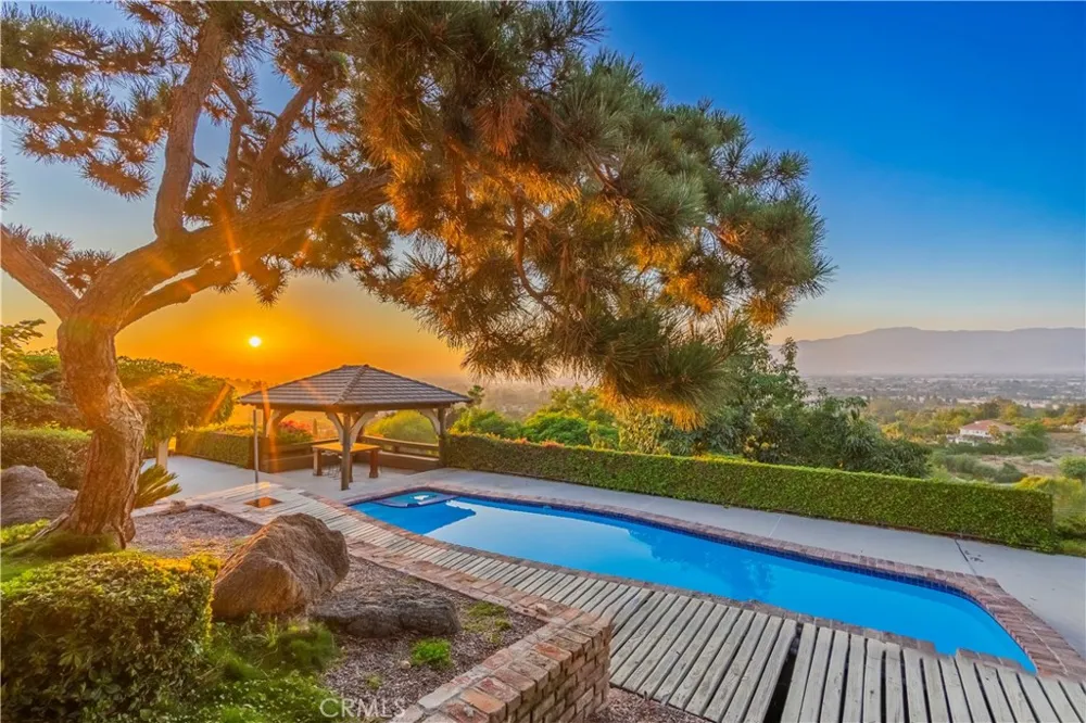 2333 Coronet Court Covina, CA 91724