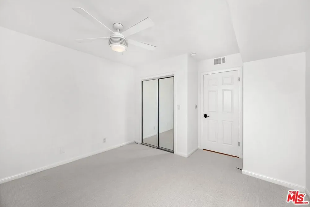 6206 Pacific Avenue #2 Playa del Rey, CA 90293