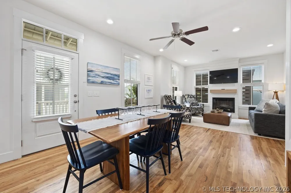 43 Center Lane S Carlton Landing, OK 74432