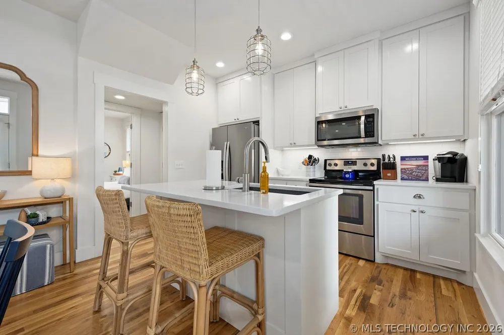 43 Center Lane S Carlton Landing, OK 74432