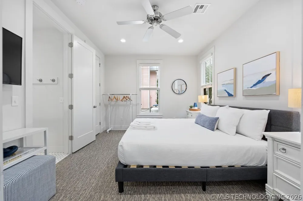 43 Center Lane S Carlton Landing, OK 74432