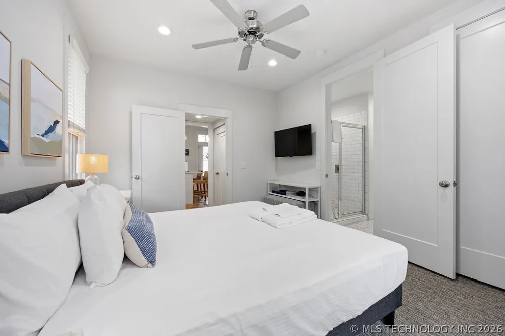 43 Center Lane S Carlton Landing, OK 74432