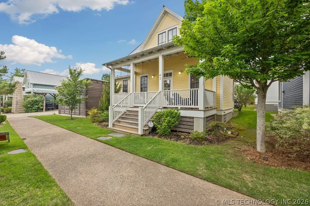 43 Center Lane S Carlton Landing, OK 74432