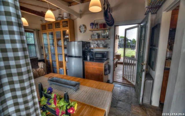 982 Skyview Ln Camp Wood, TX 78833