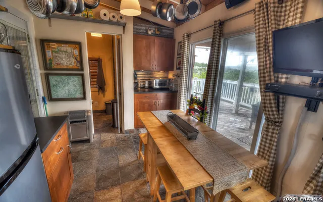 982 Skyview Ln Camp Wood, TX 78833