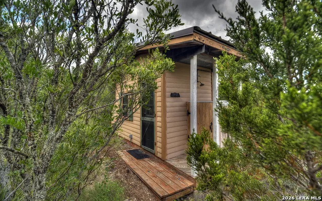 982 Skyview Ln Camp Wood, TX 78833