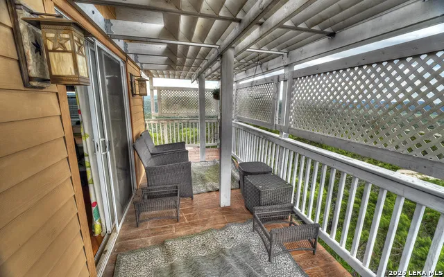 982 Skyview Ln Camp Wood, TX 78833