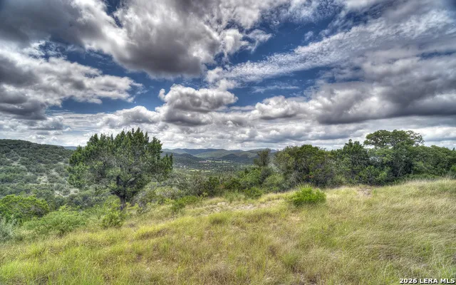 982 Skyview Ln Camp Wood, TX 78833