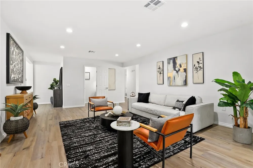 10000 Amestoy Avenue Northridge, CA 91325