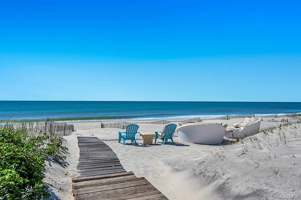 6 Gin Lane Southampton, NY 11968