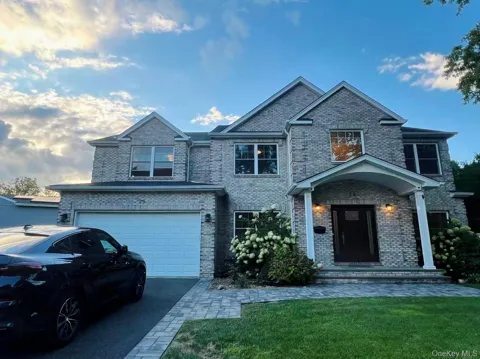 28 Fern Drive E