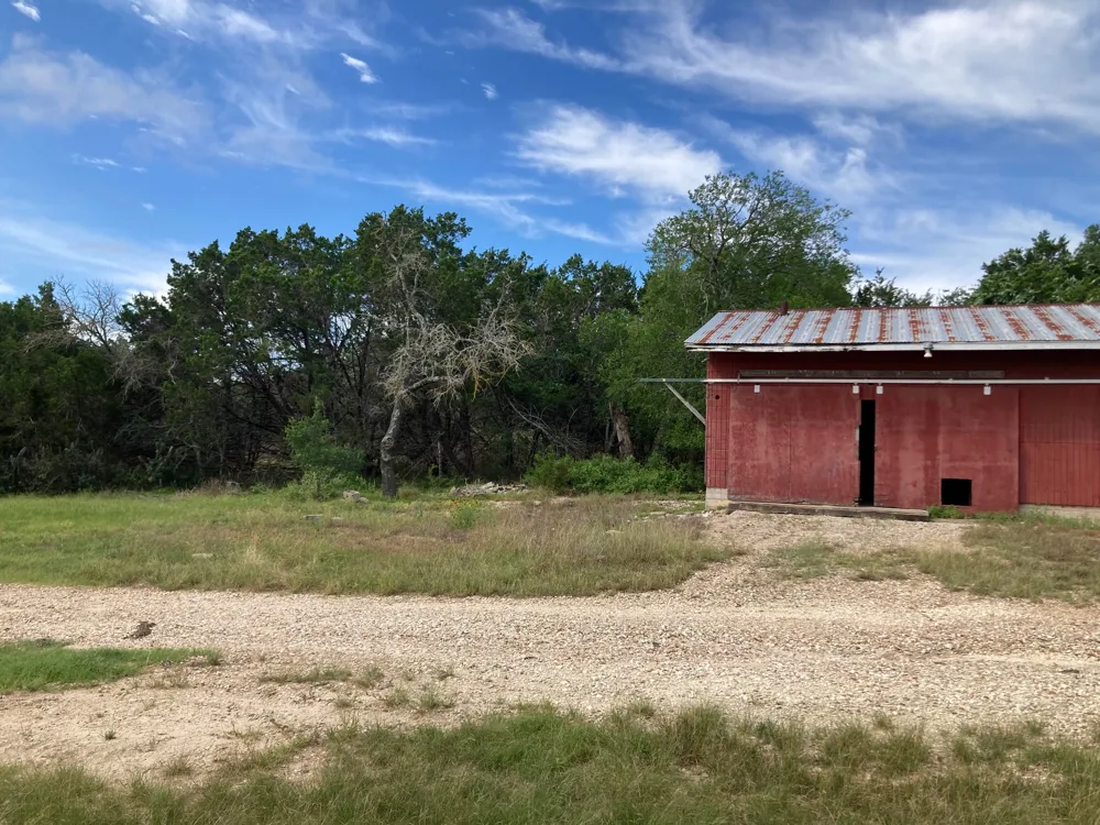 1050 Harmon Hills Road Dripping Springs, TX 78620