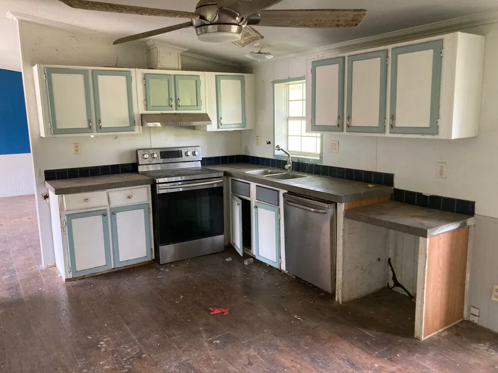1050 Harmon Hills Road Dripping Springs, TX 78620