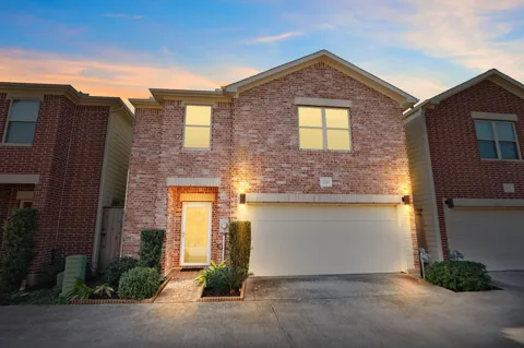 3739 Main Poplar Drive