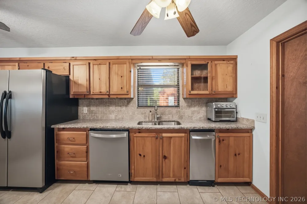 417115 E 1950 Antlers, OK 74523
