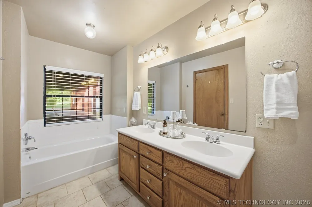 417115 E 1950 Antlers, OK 74523