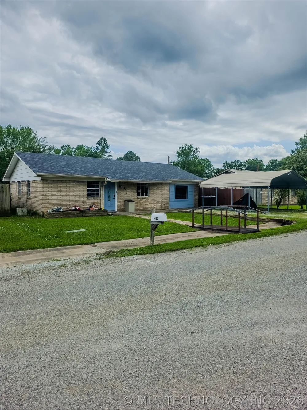 413 Stanton Calera, OK 74730