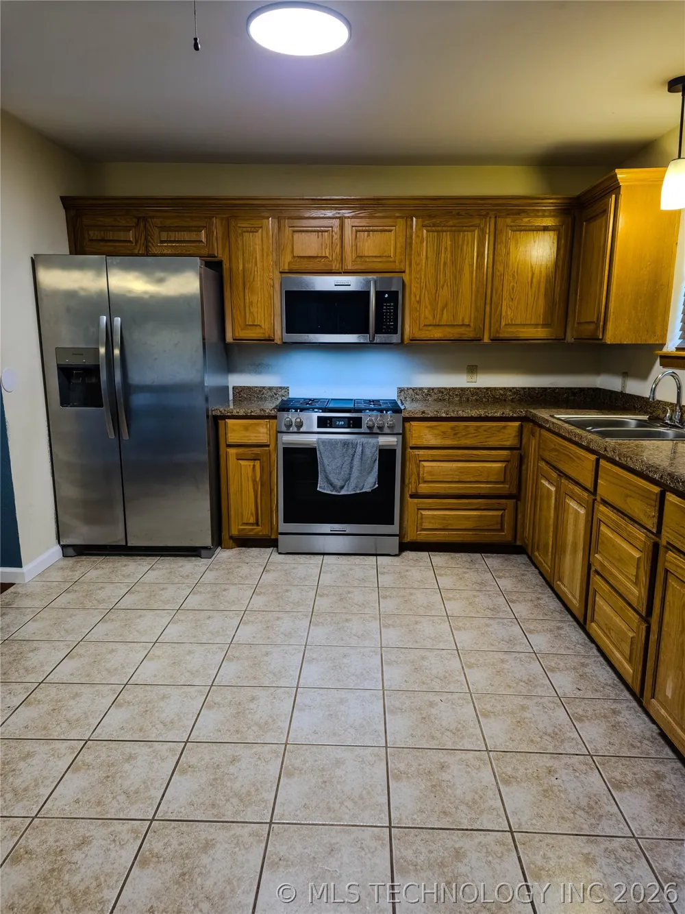 413 Stanton Calera, OK 74730