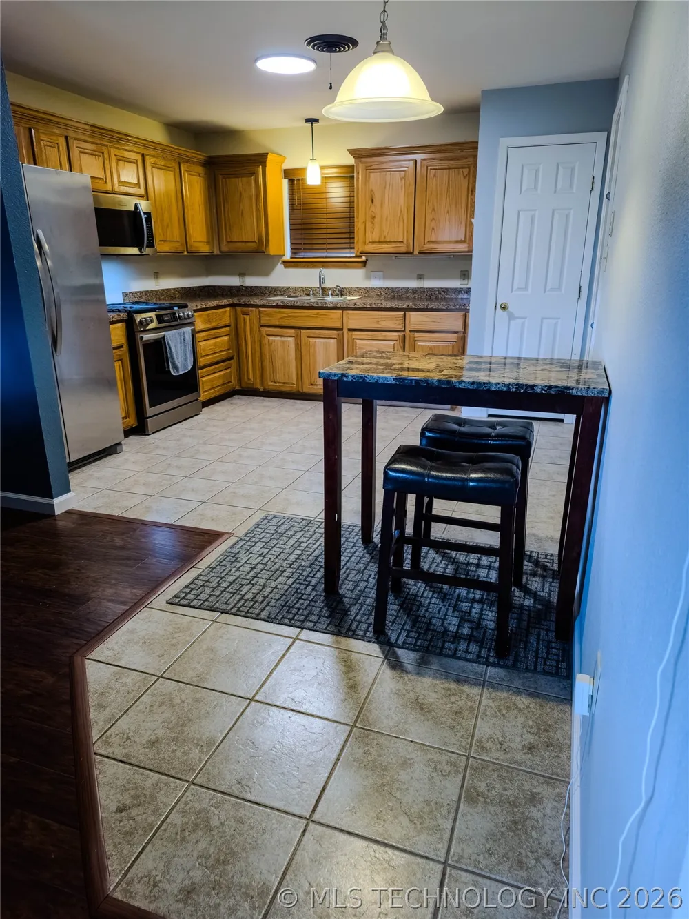 413 Stanton Calera, OK 74730
