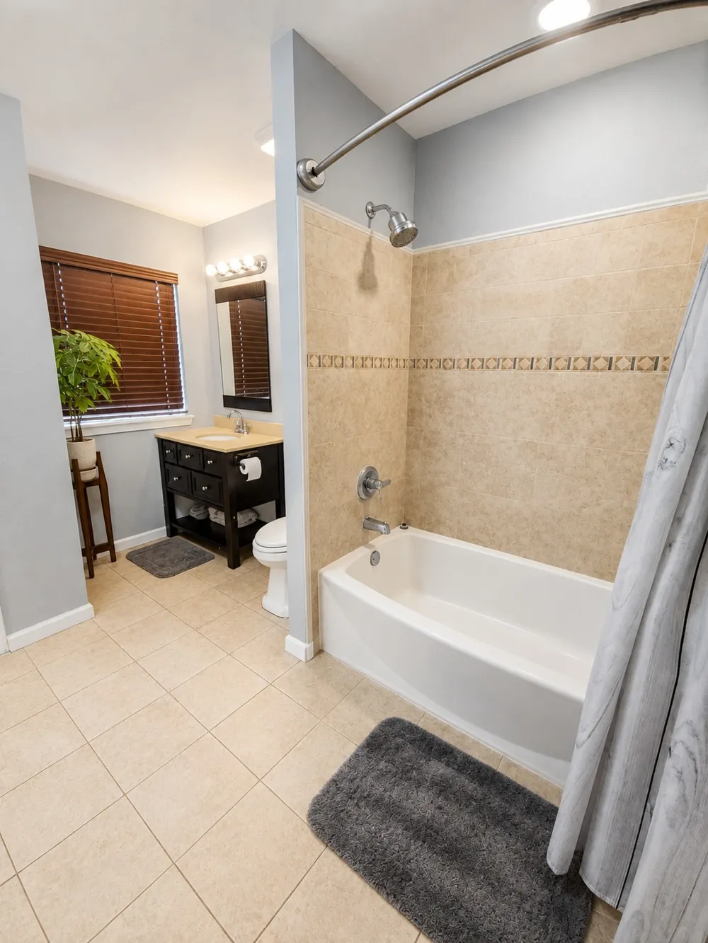 413 Stanton Calera, OK 74730