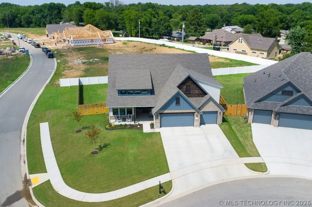 1617 72nd Street Broken Arrow, OK 74014