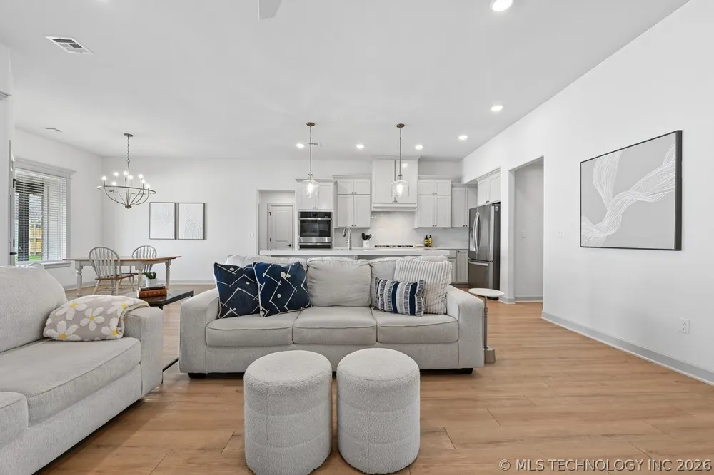 1617 72nd Street Broken Arrow, OK 74014