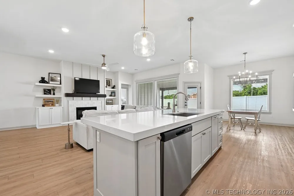 1617 72nd Street Broken Arrow, OK 74014