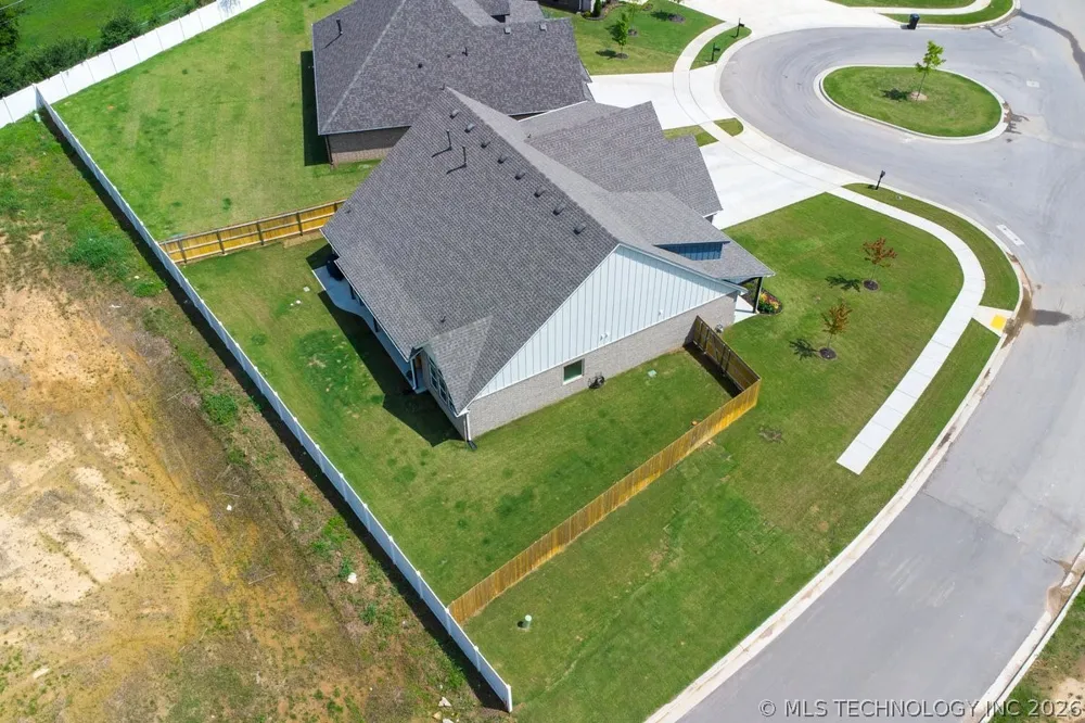 1617 72nd Street Broken Arrow, OK 74014