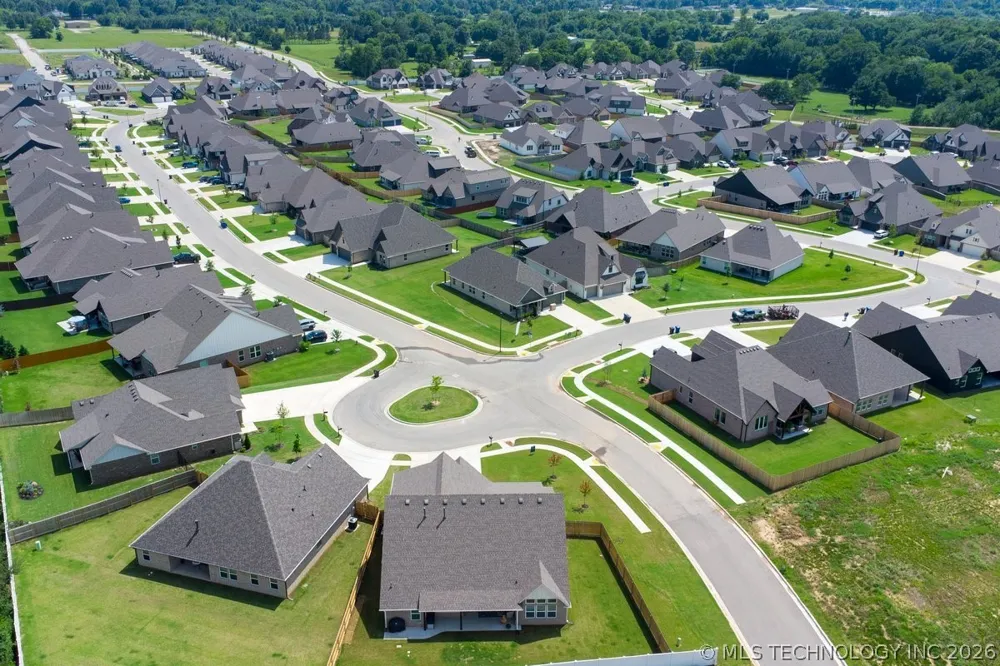 1617 72nd Street Broken Arrow, OK 74014
