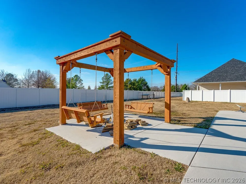 12030 County Road 3580 Road Ada, OK 74820