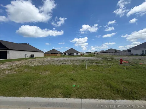 27825 E 109th Place S