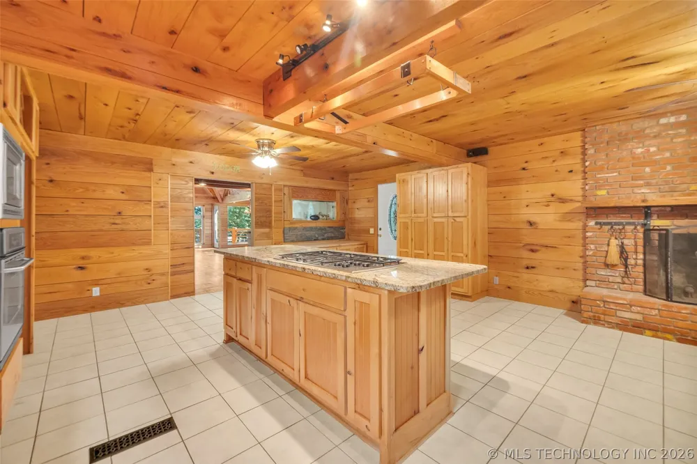 207 Gary Drive Vinita, OK 74301