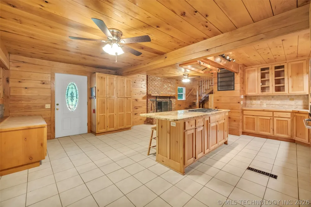 207 Gary Drive Vinita, OK 74301