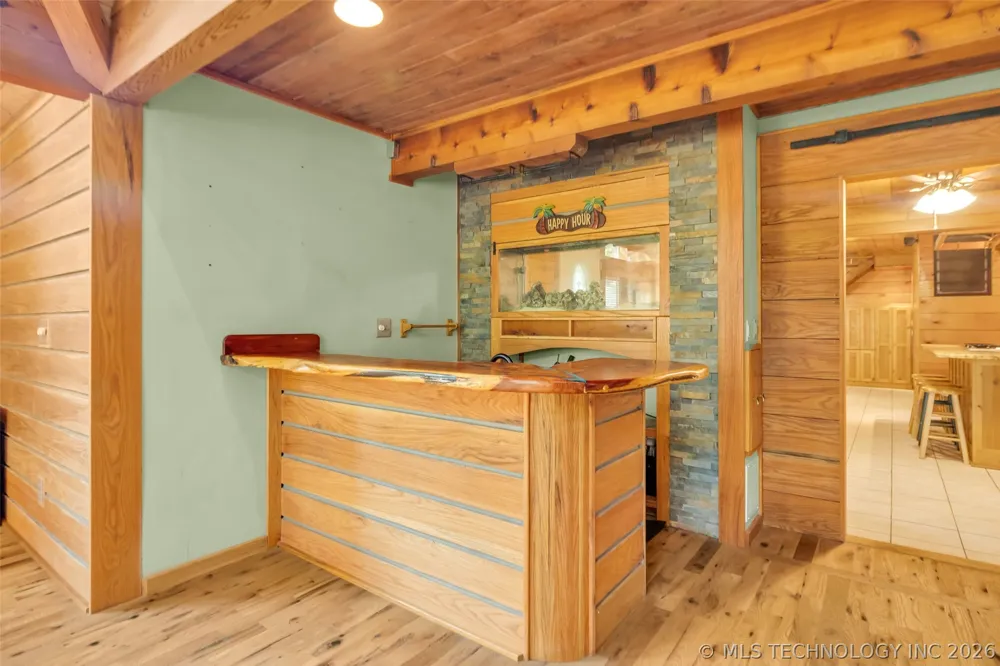 207 Gary Drive Vinita, OK 74301