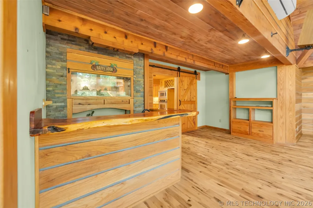 207 Gary Drive Vinita, OK 74301