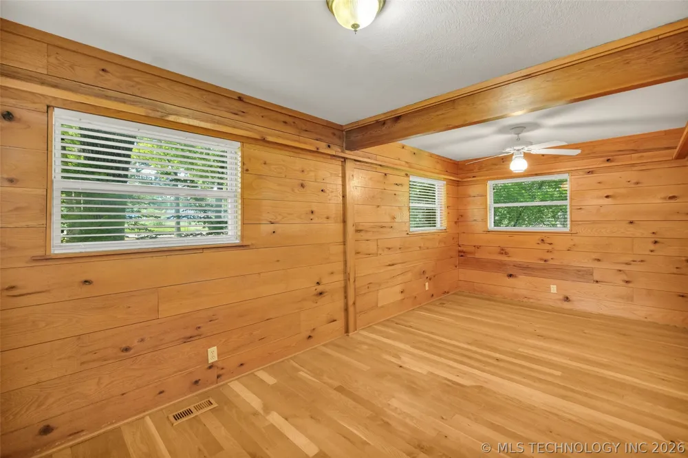 207 Gary Drive Vinita, OK 74301