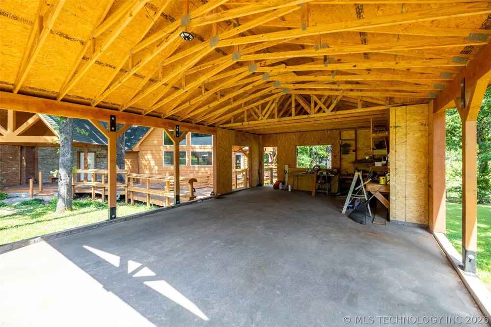 207 Gary Drive Vinita, OK 74301