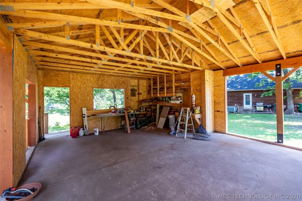 207 Gary Drive Vinita, OK 74301