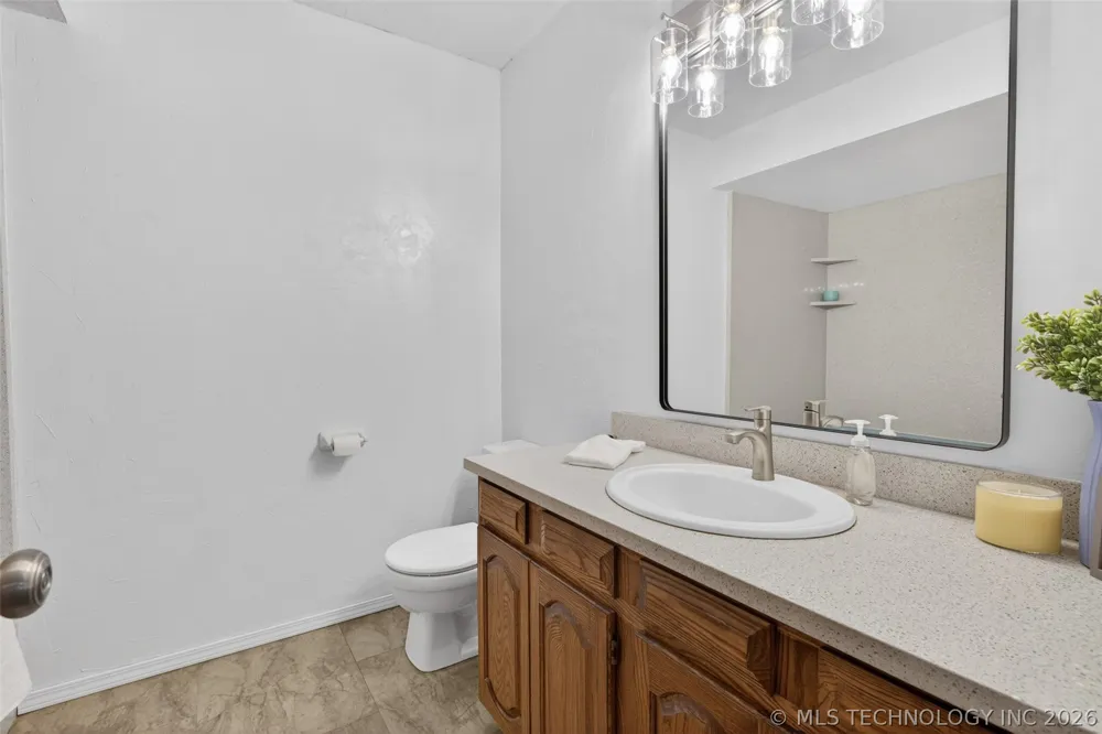 1259 Peninsula Drive Cleveland, OK 74020