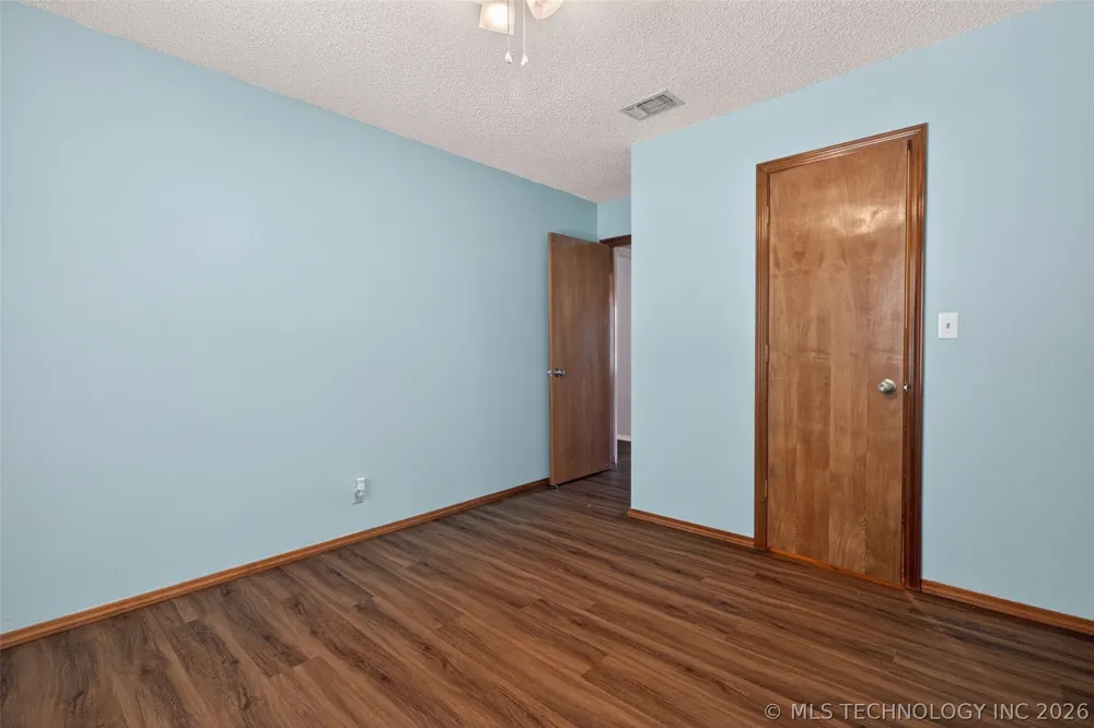 1259 Peninsula Drive Cleveland, OK 74020