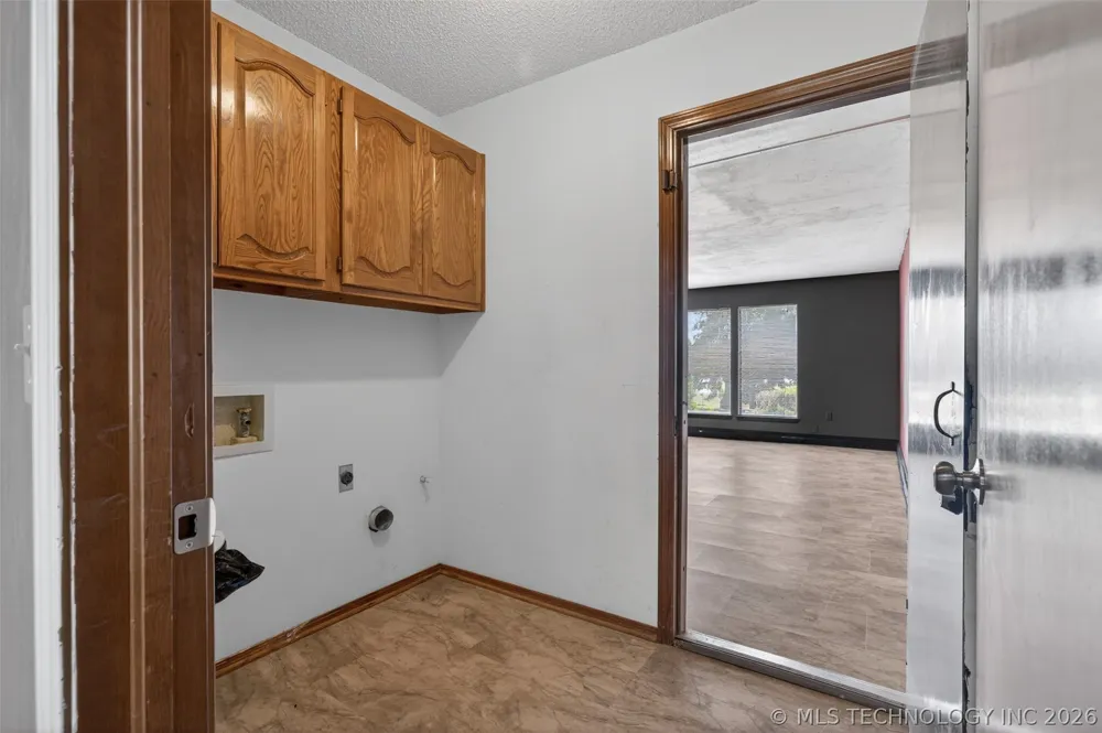 1259 Peninsula Drive Cleveland, OK 74020