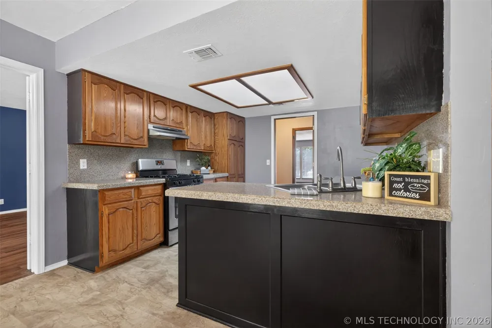 1259 Peninsula Drive Cleveland, OK 74020