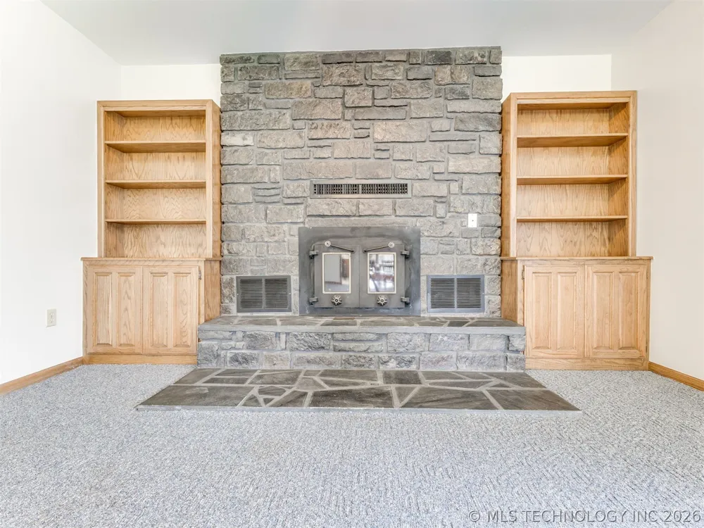 32069 Meadow Lane Mannford, OK 74044